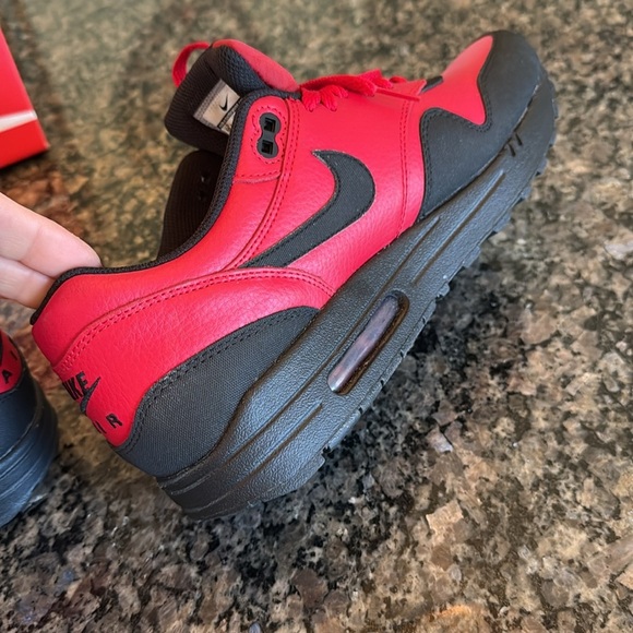 Nike Air Max 1 ltr premium Red leather Sneakers EUC 10.5 - Picture 14 of 16